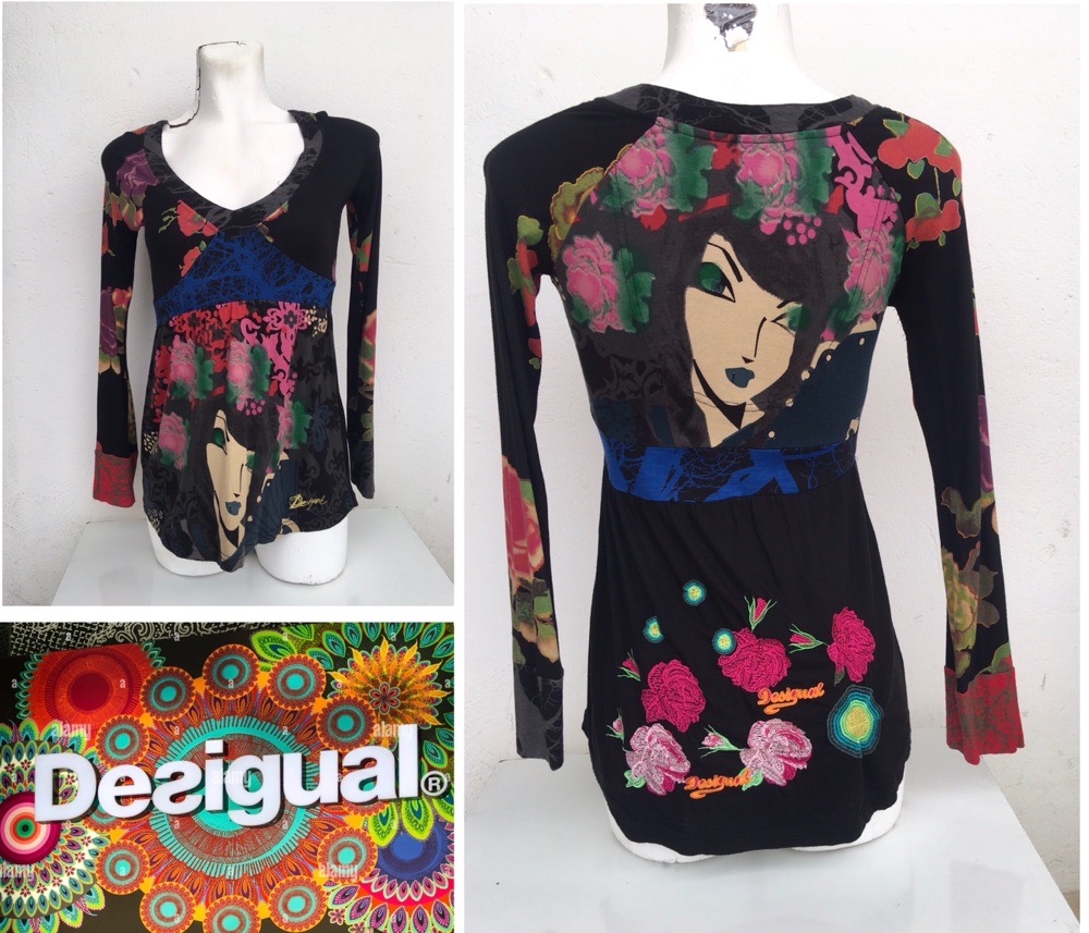 très jolie pull mi long  DESIGUAL presque neuf 