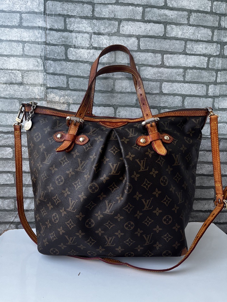 sac à main 👜 Louis Vuitton avec numéro de série 