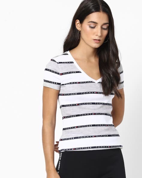 T-shirt TOMMY HILFIGER  monogramme neuf 