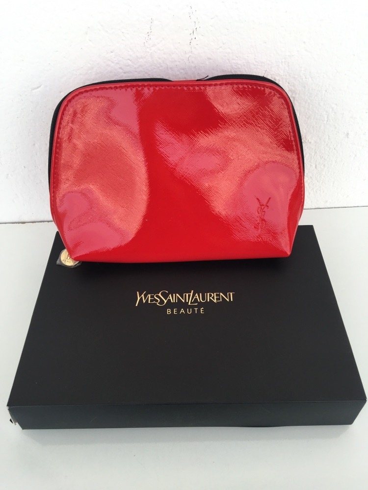 YVES SAINTLAURENT  trousse  