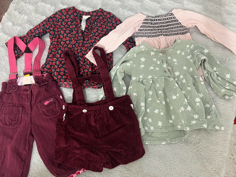 lot de 5 articles pour filles 