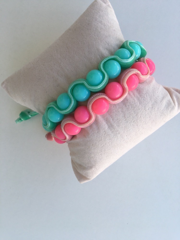 lot de deux bracelets taille réglable 