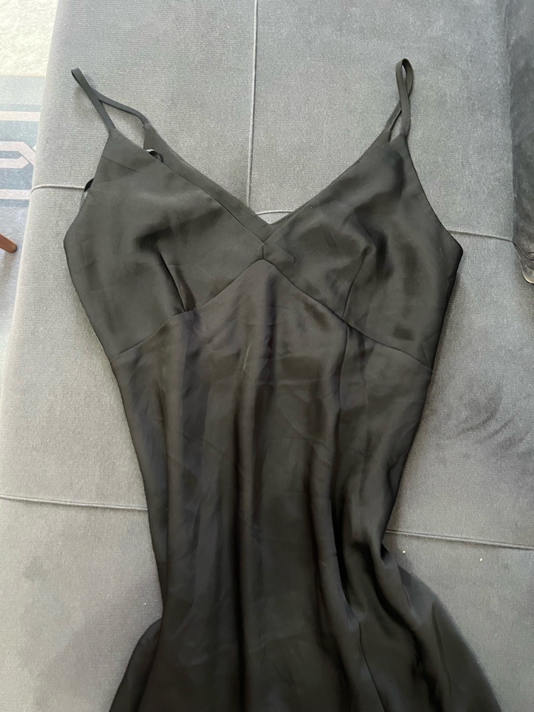 Robe noire satin primark
