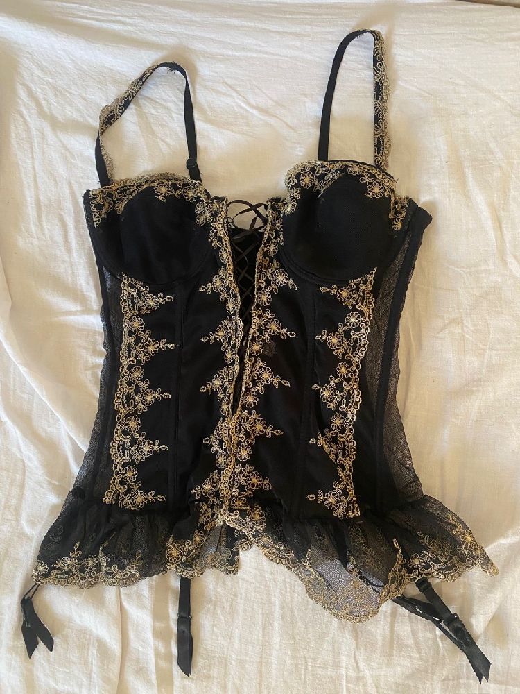 Y2k embroidered corset top 