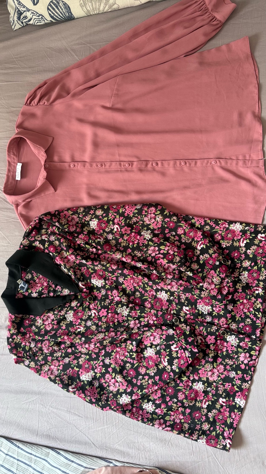 Ensemble deux chemises