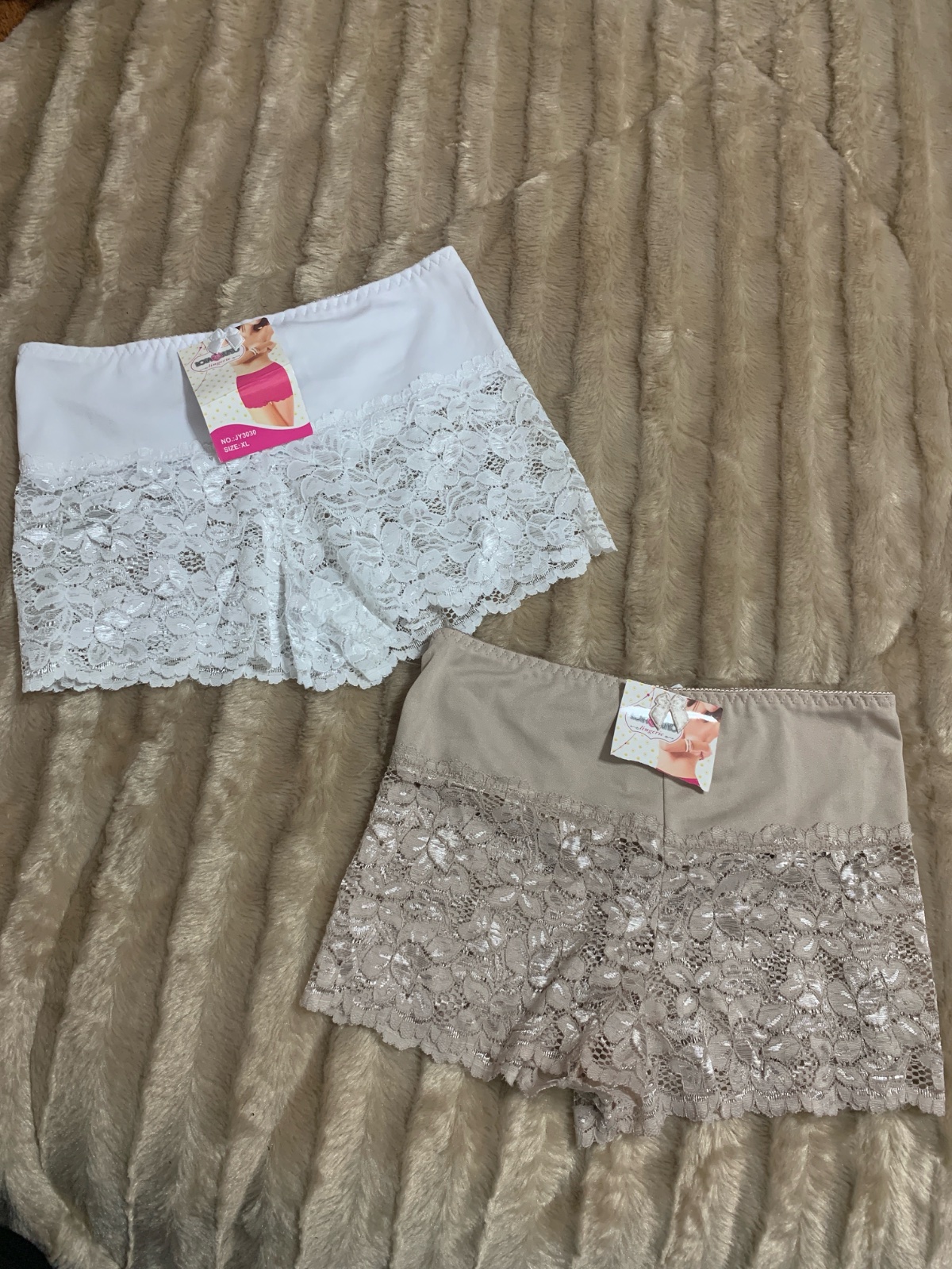 Lot de Deux lingerie dentelle 