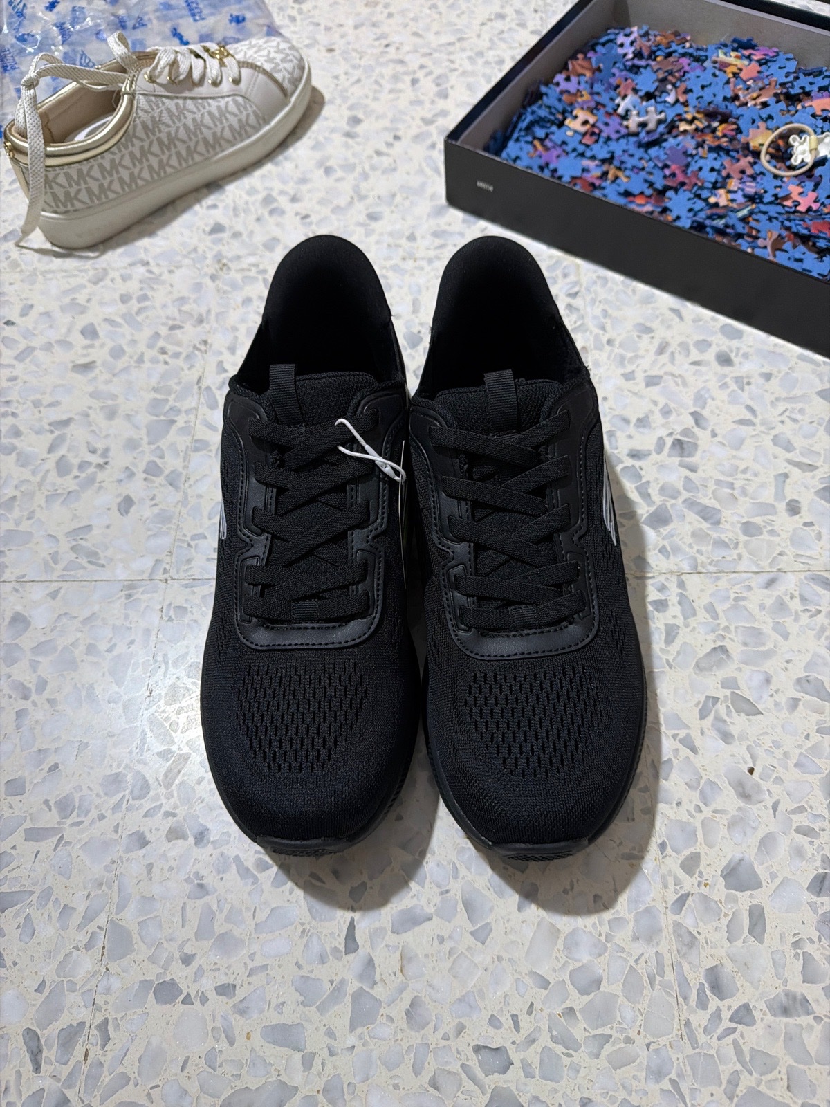 Skechers