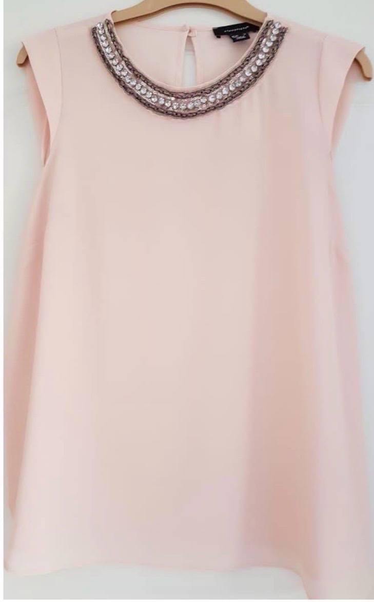 Top rose 