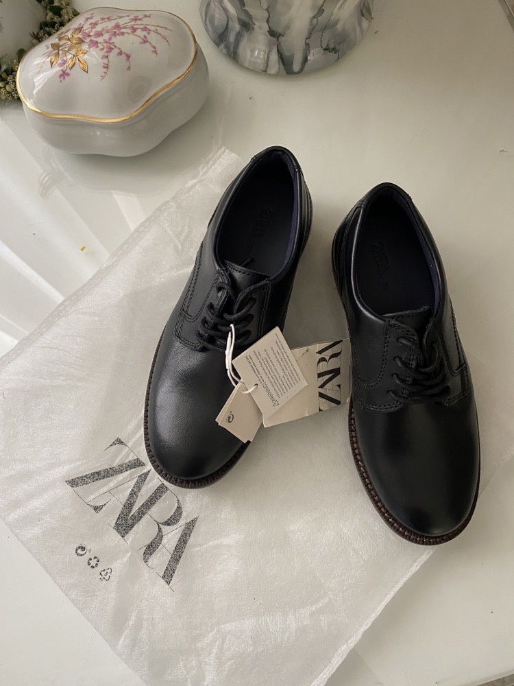 Chaussures garson Zara en cuir