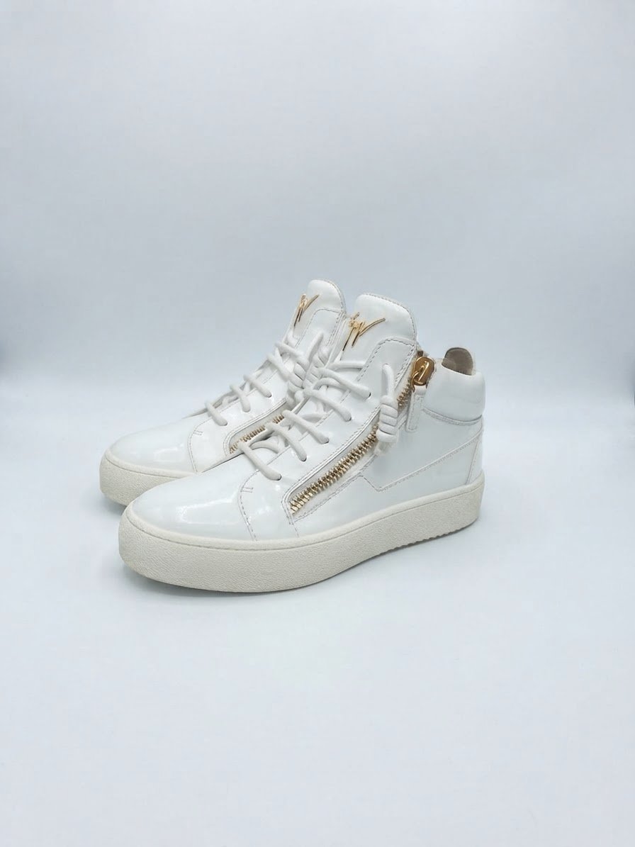 Guiseppi zanotti 