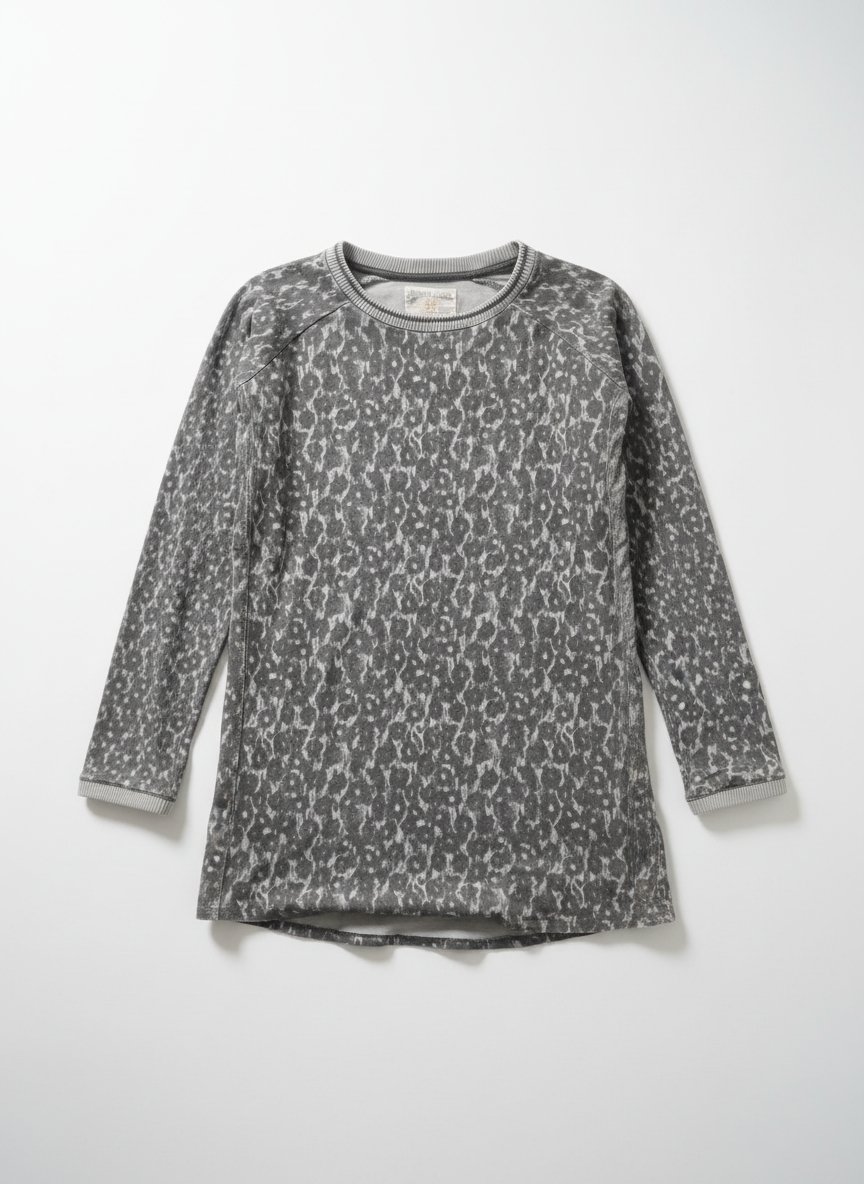 Pull sport en gris 