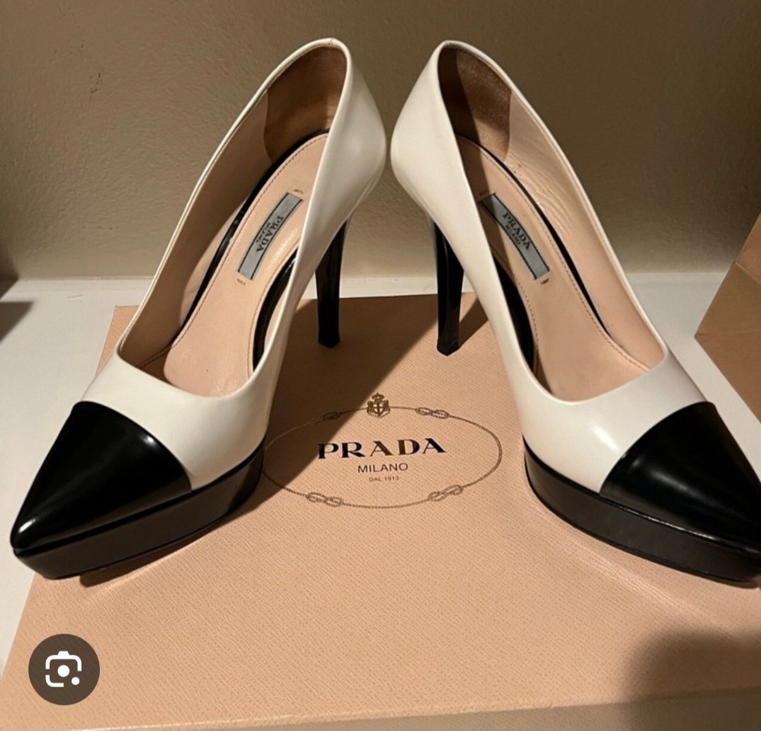 Escarpins prada authentique 
