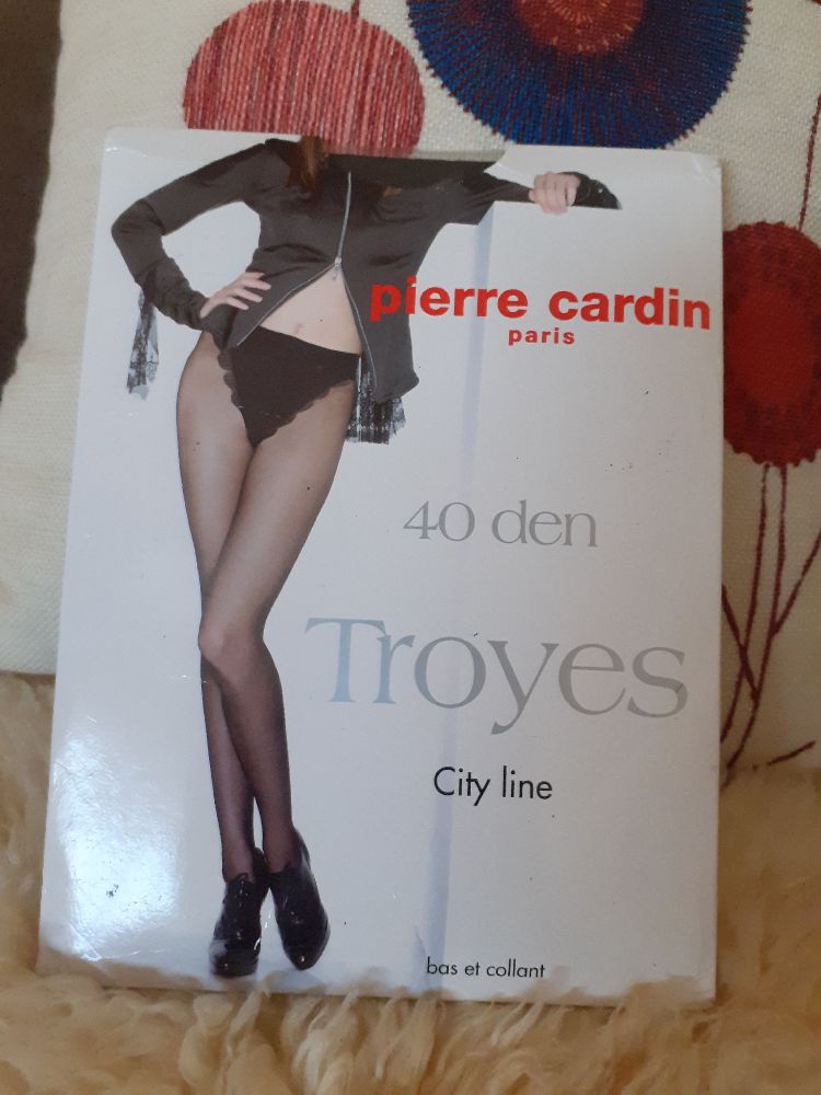 collent pierre cardin neuf
