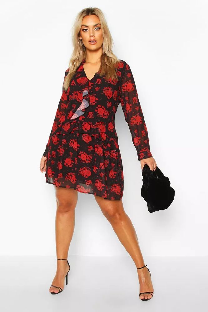 Robe zara fleurie tt neuf nouvelle collection. 