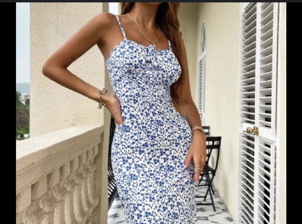 Robe élastiquée