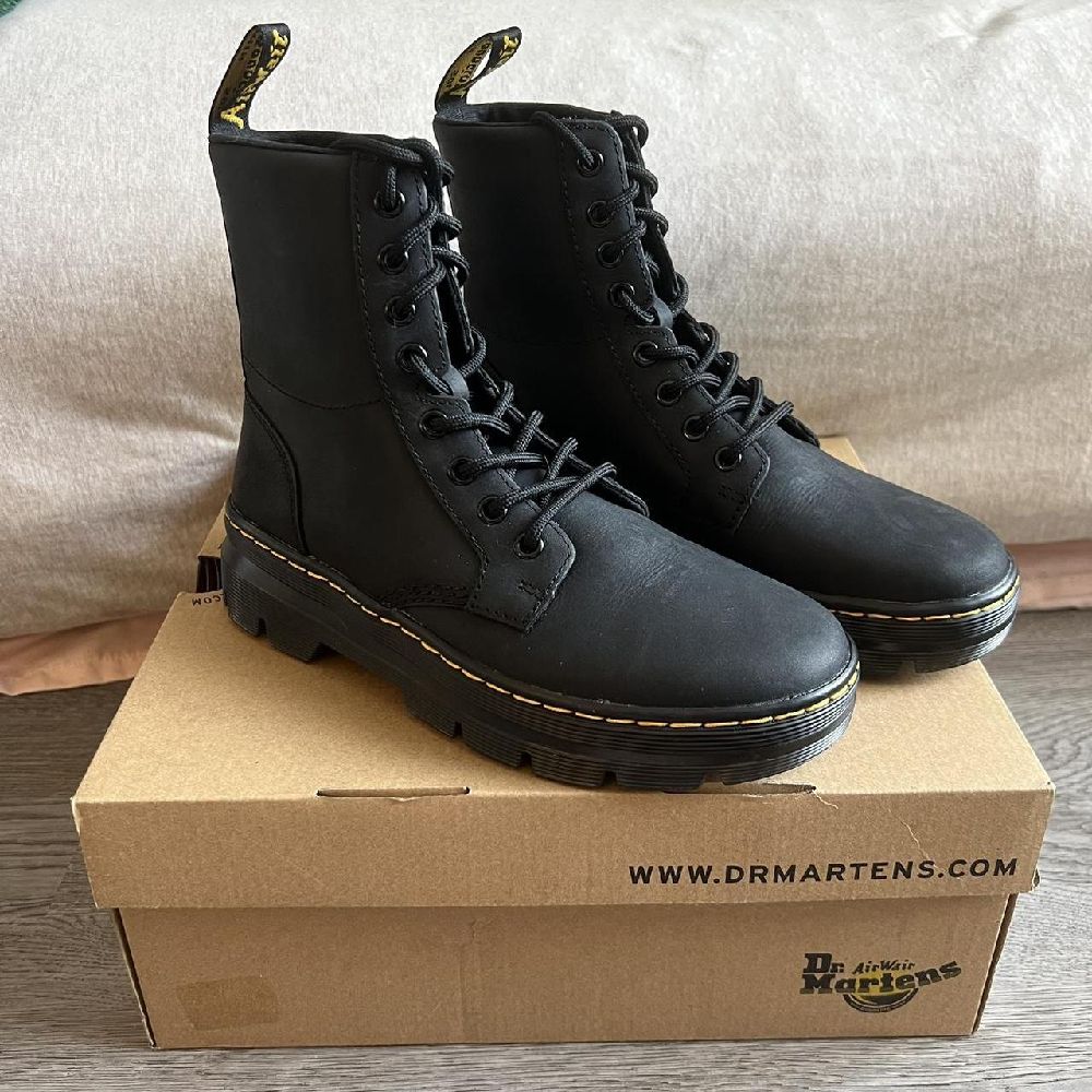 bottine dr martens combs  tt neuf 