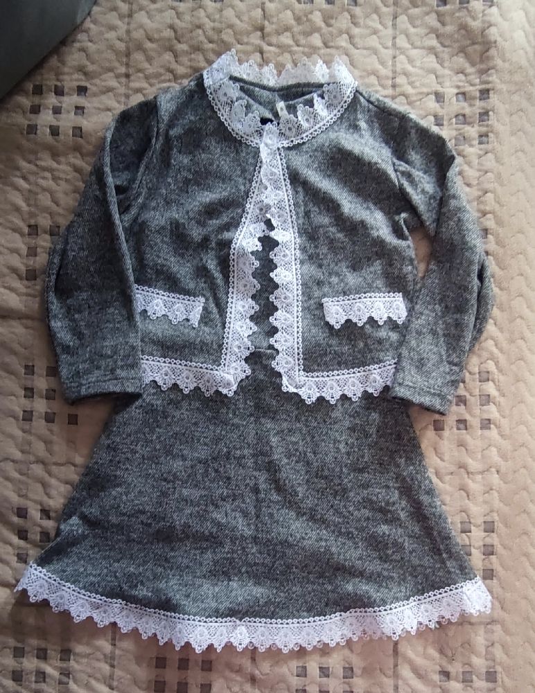 Ensemble fillette