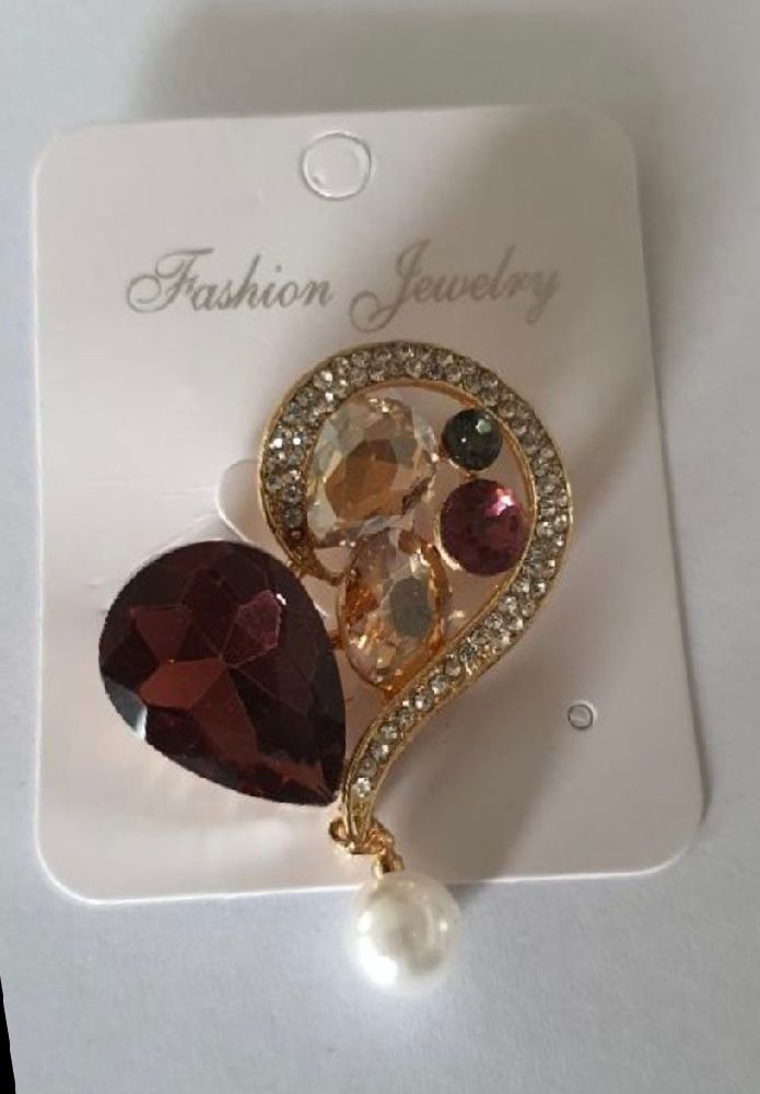 Jolie broche
