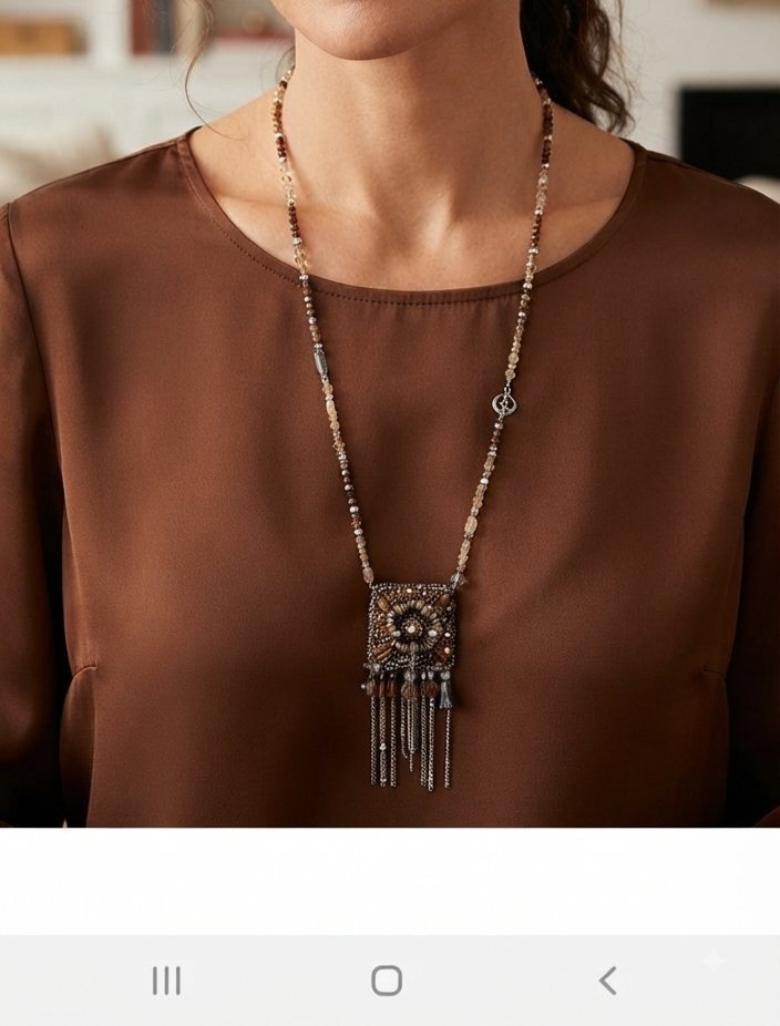 Collier marron 