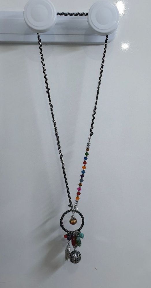 Collier long