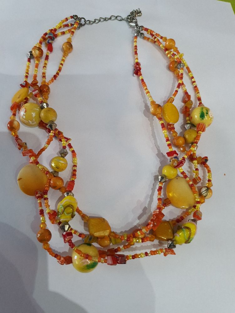 Collier orange 