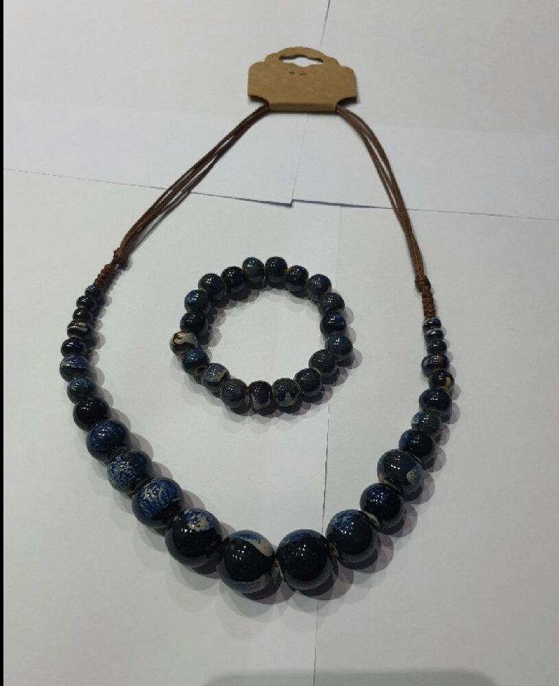collier et son bracelet 