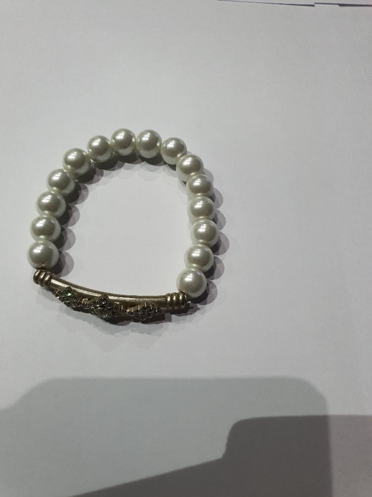 bracelet fausses perles 