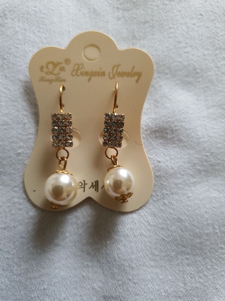 boucles d'oreilles 