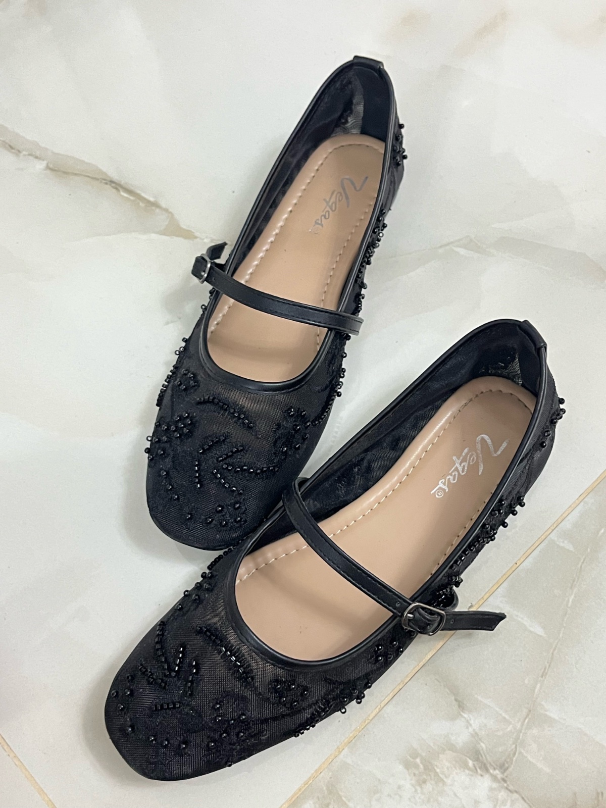 Ballerines noir tendance 