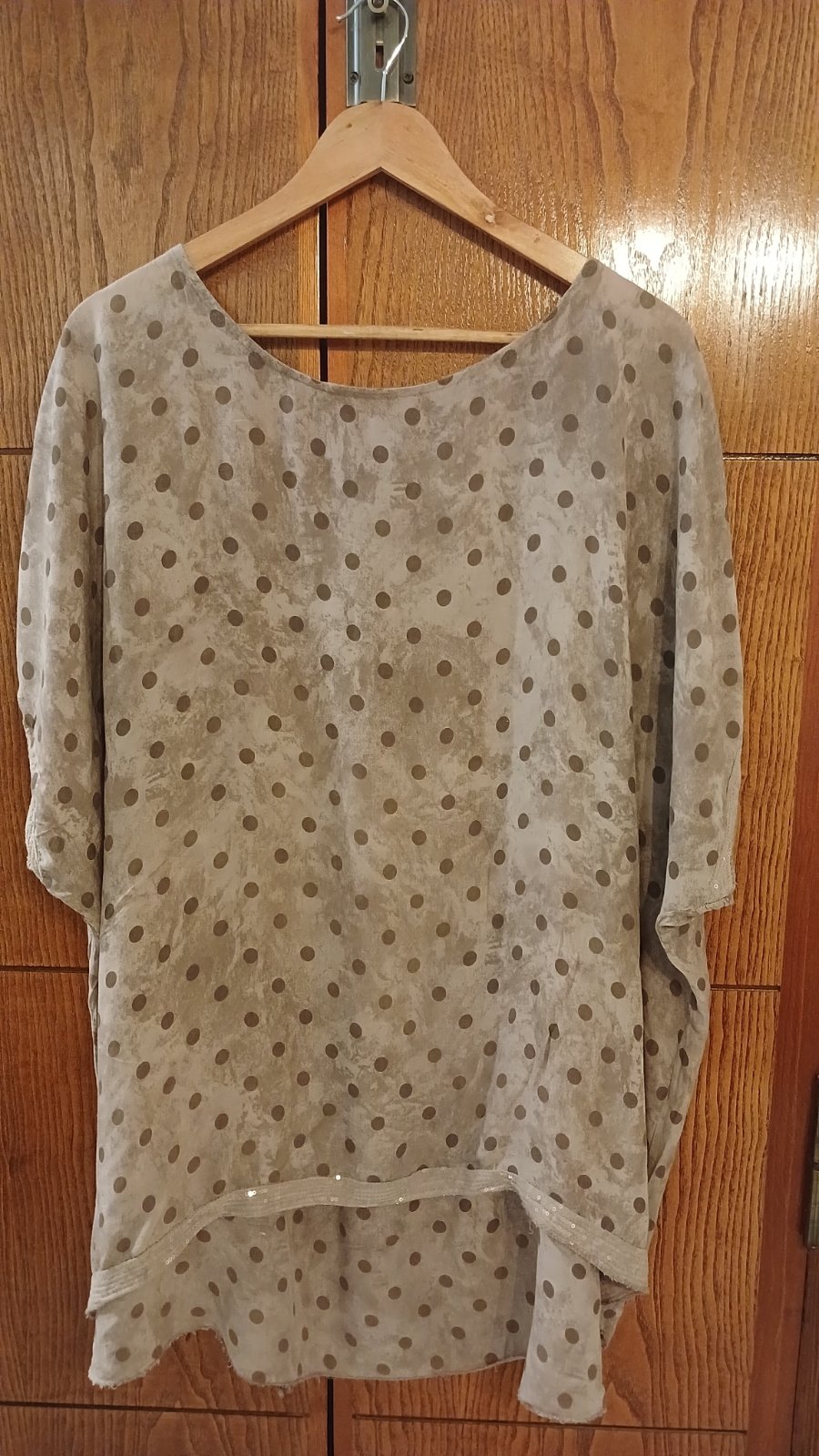 Tunique asymétrique taupe à pois – Taille XL/XXL