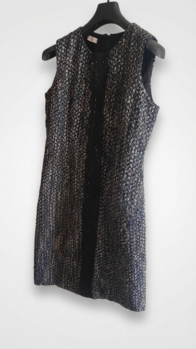 Robe Droite Mabrouk en Tweed Bleu Marine, Blanc et Fils Métallisés (Taille 42)