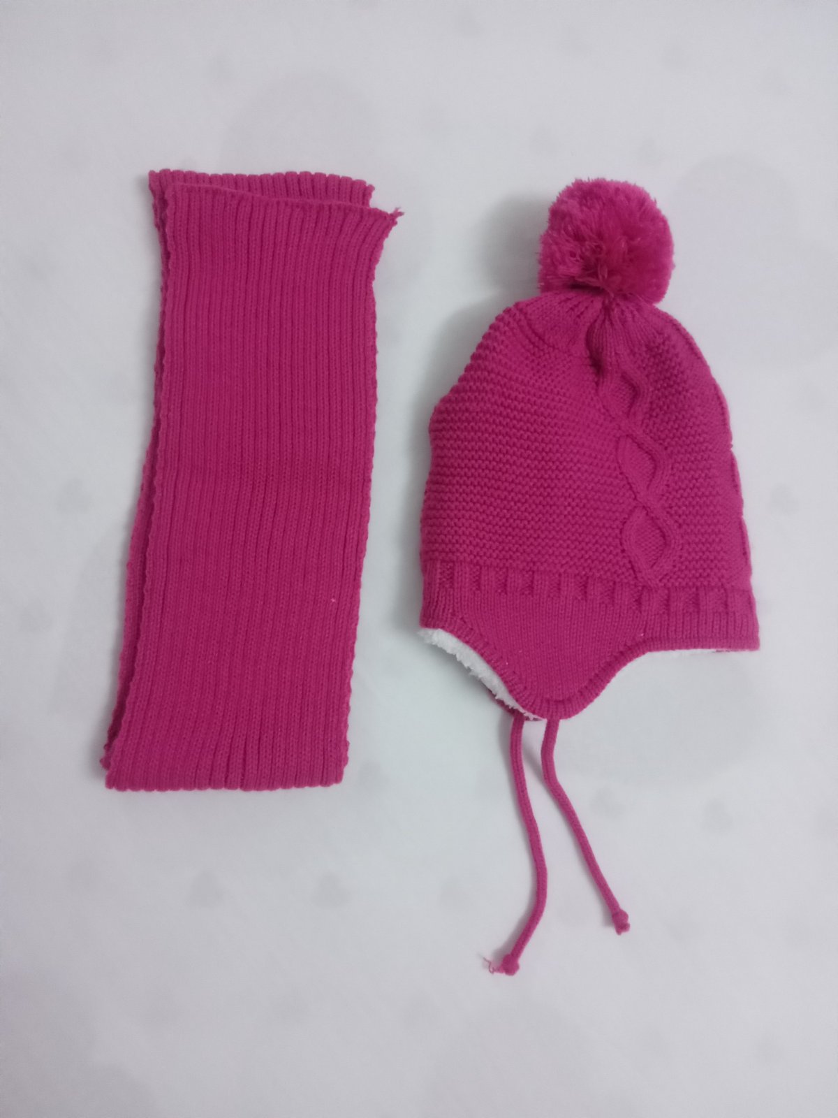 Bonnet et cache colle pour fillette 