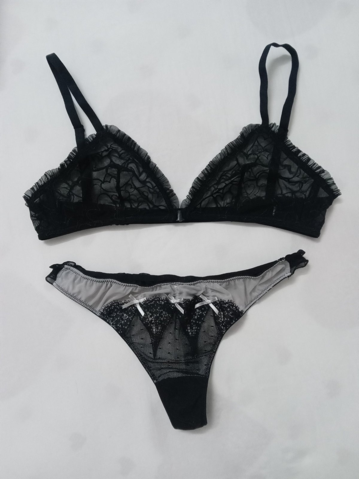 Sous vêtements pour femmes 
