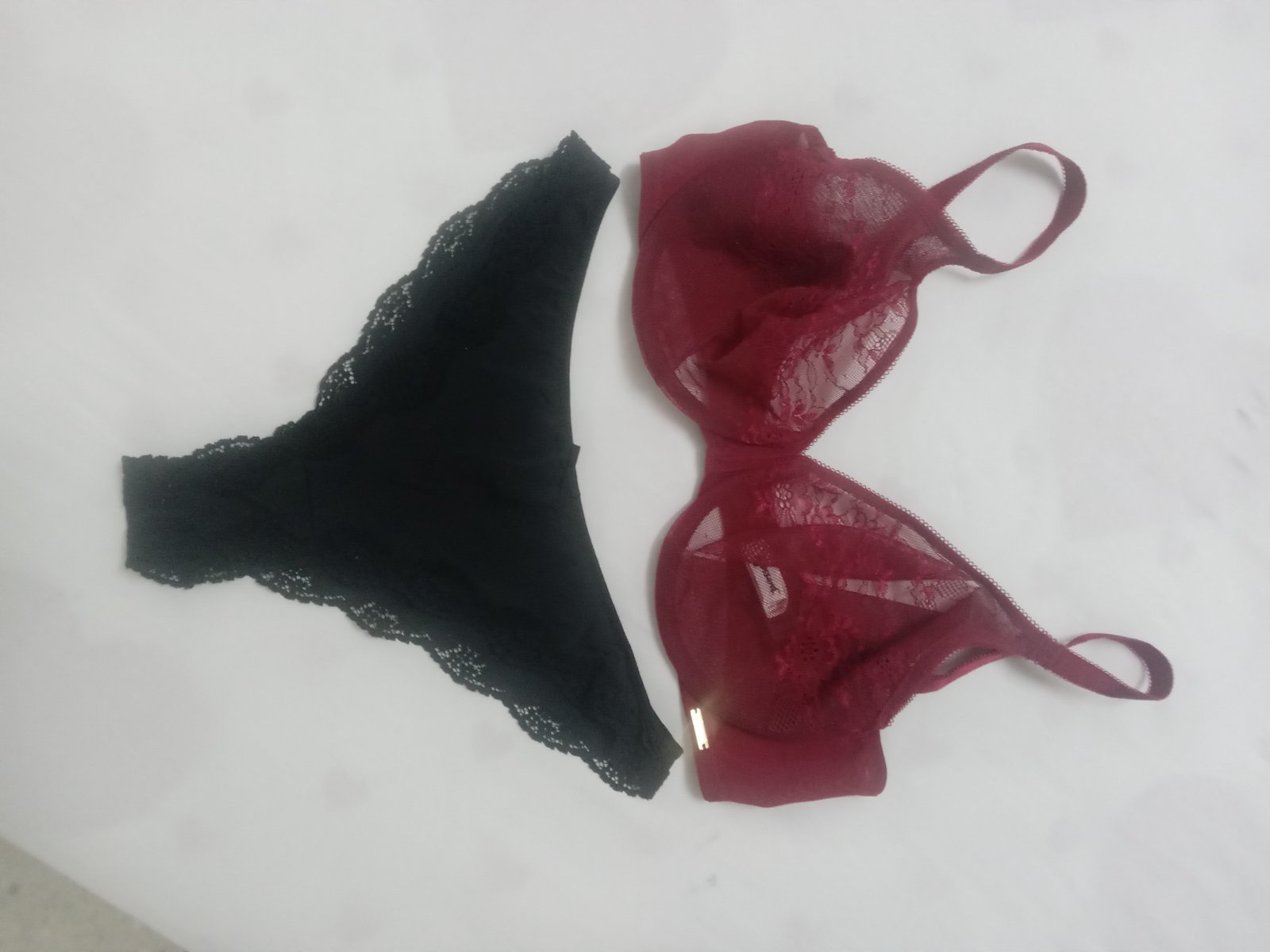 Sous vêtements pour femmes 
