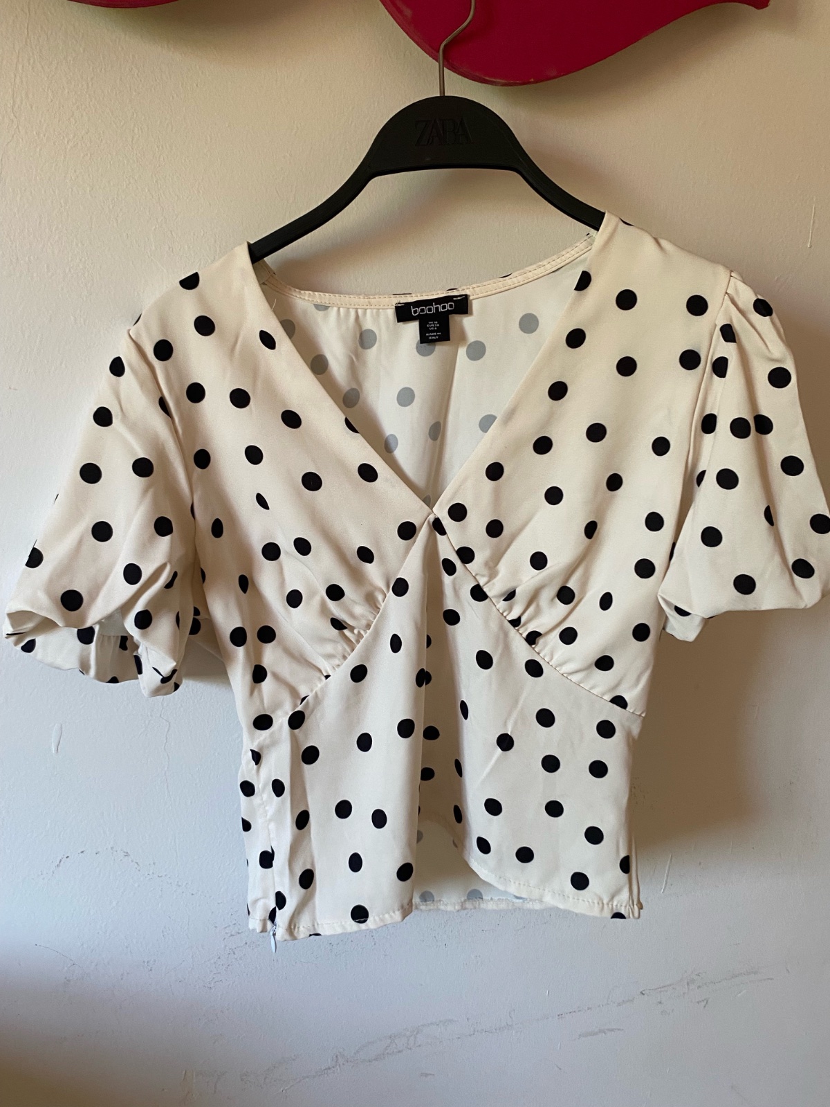 Top polka dots