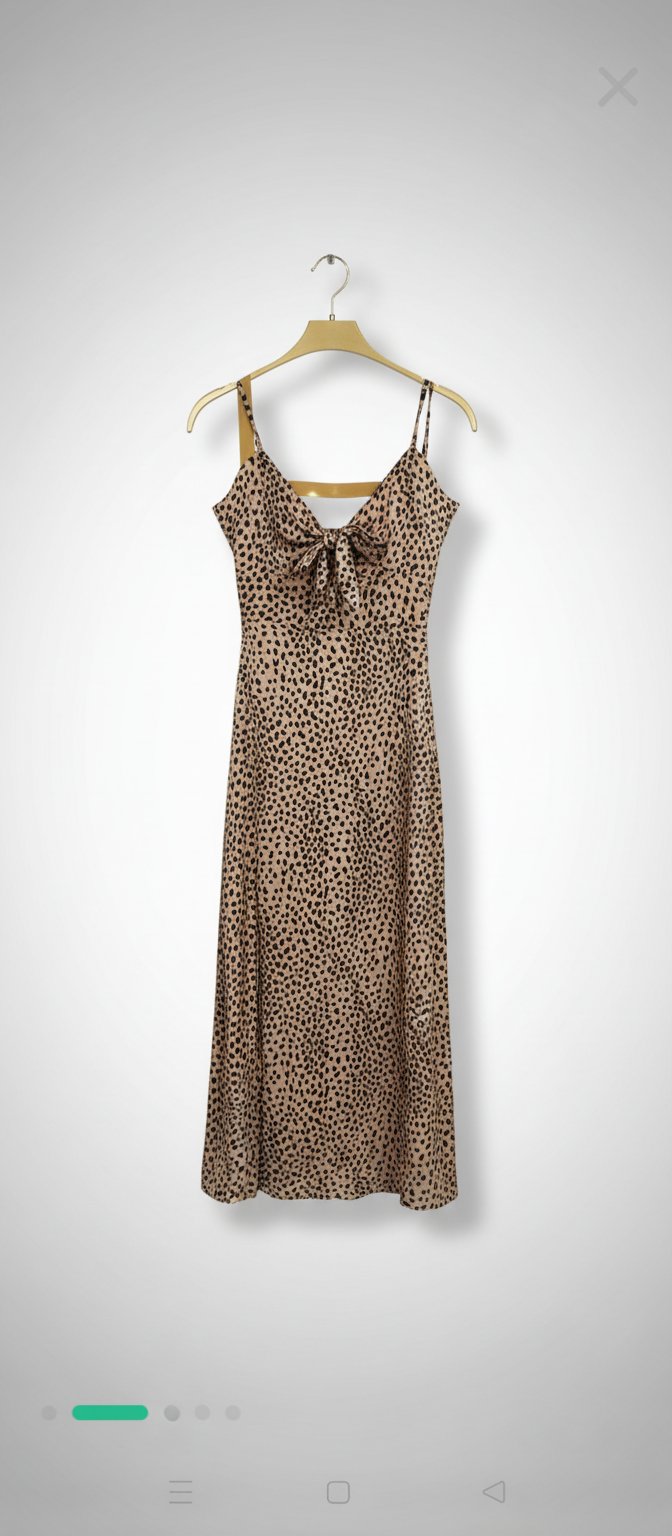 🤎🖤 belle robe midi satinée tigré à noeud et fente taille M☘️☘️🐆