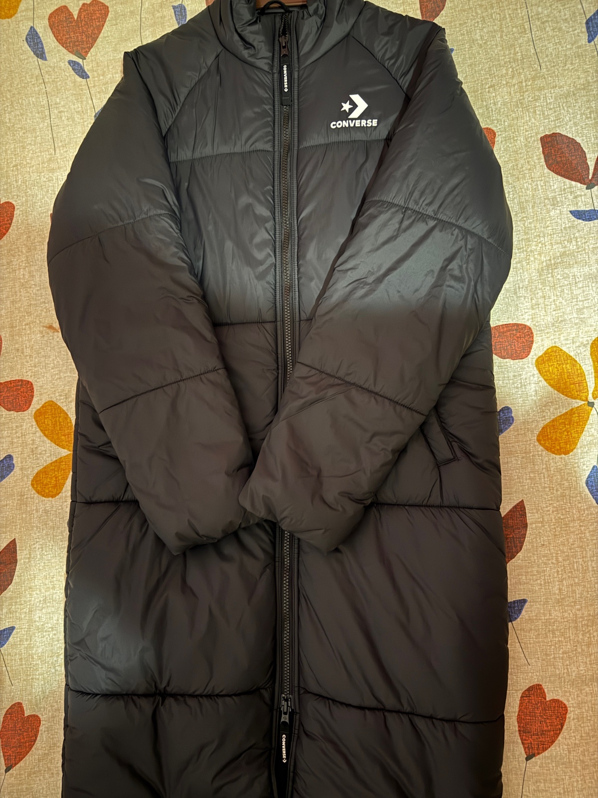 Manteau noir converse