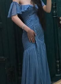  Robe asos longue à fronces et encolure bardot volantée bleu