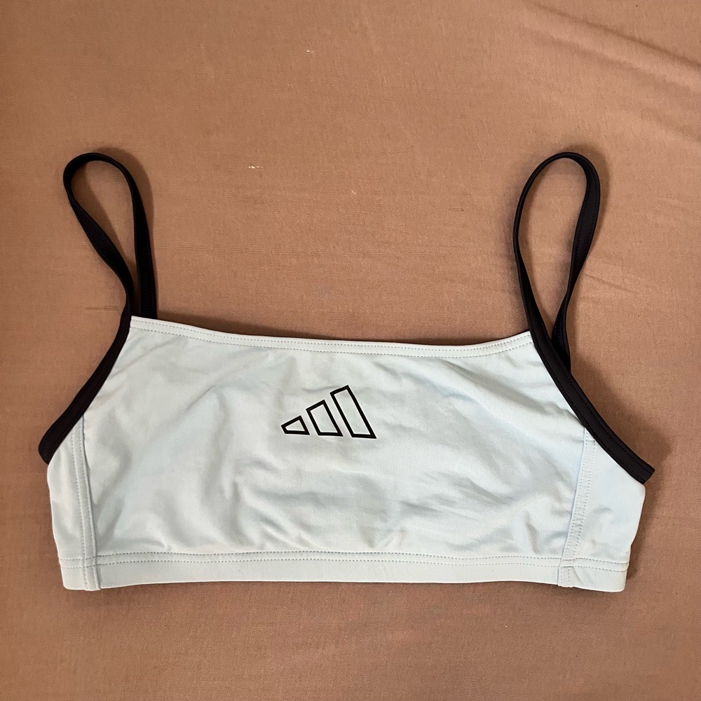 Top adidas