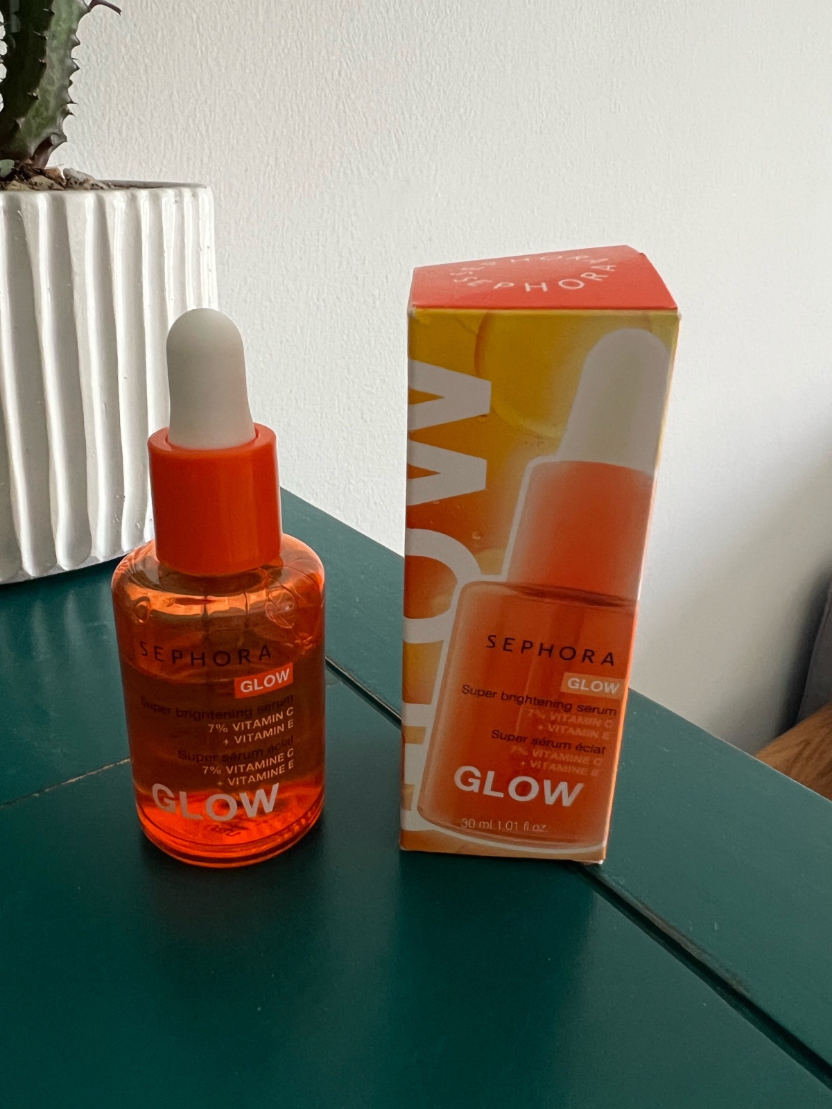 GLOW - Super sérum éclat avec 7% de vitamine C et de la vitamine E