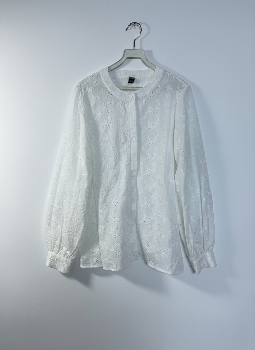Chemise broderie anglaise