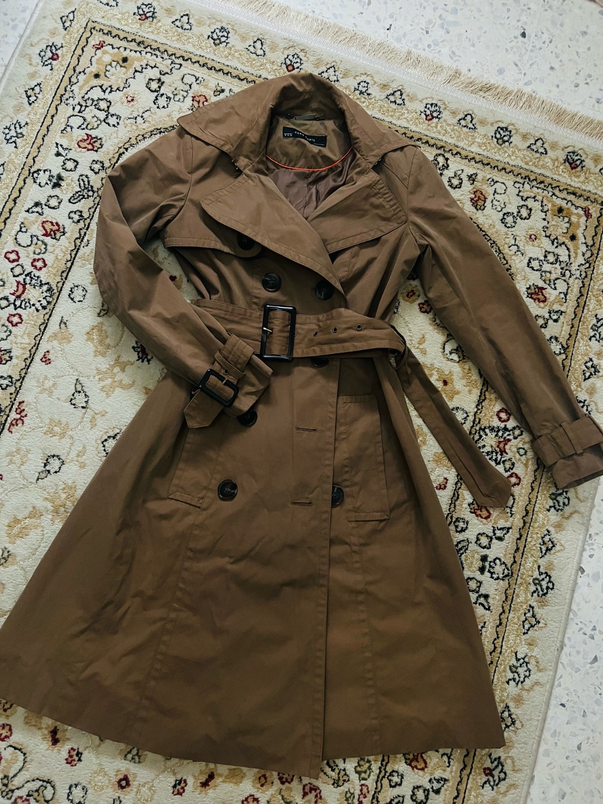 Trench coat
