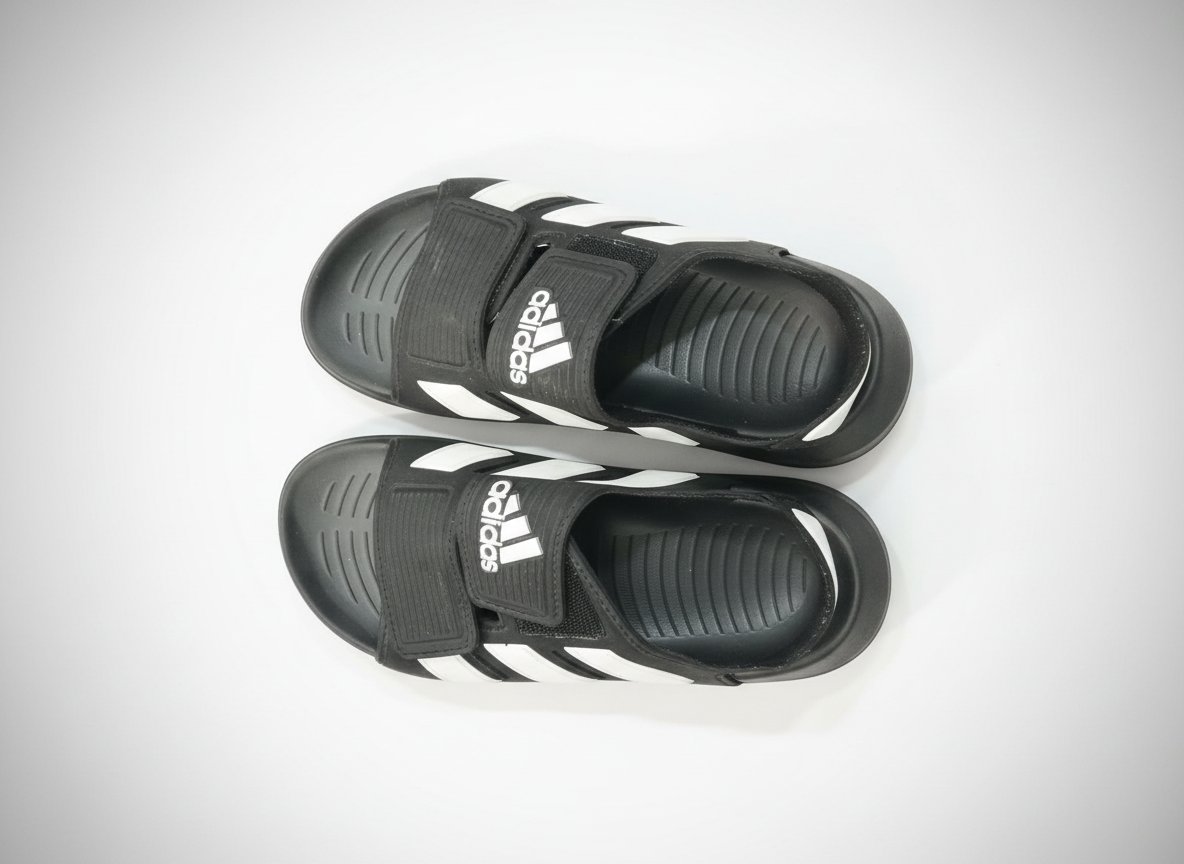 Adidas 🖤🤍🖤🤍