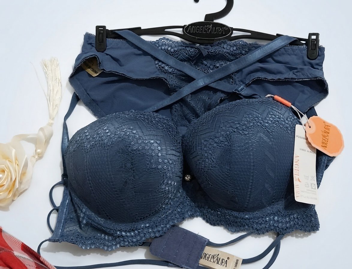 💙Ensemble lingerie bleu marine – Neuf avec étiquettes