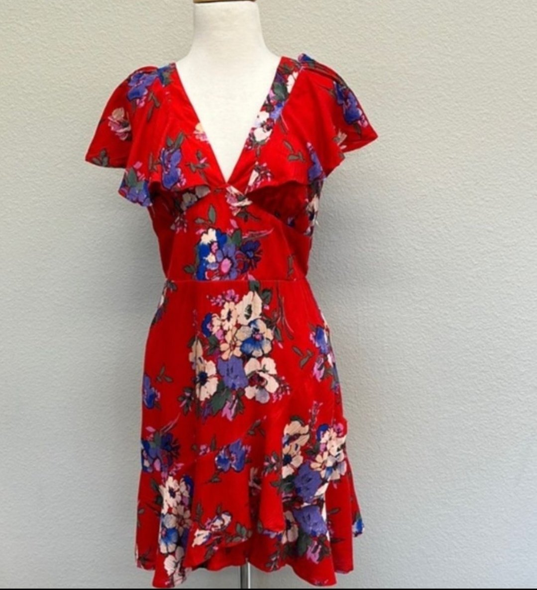 Robe été rouge fleurie 