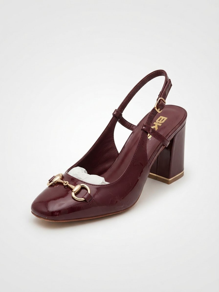 Escarpins BKS bordeaux vernis avec détail doré