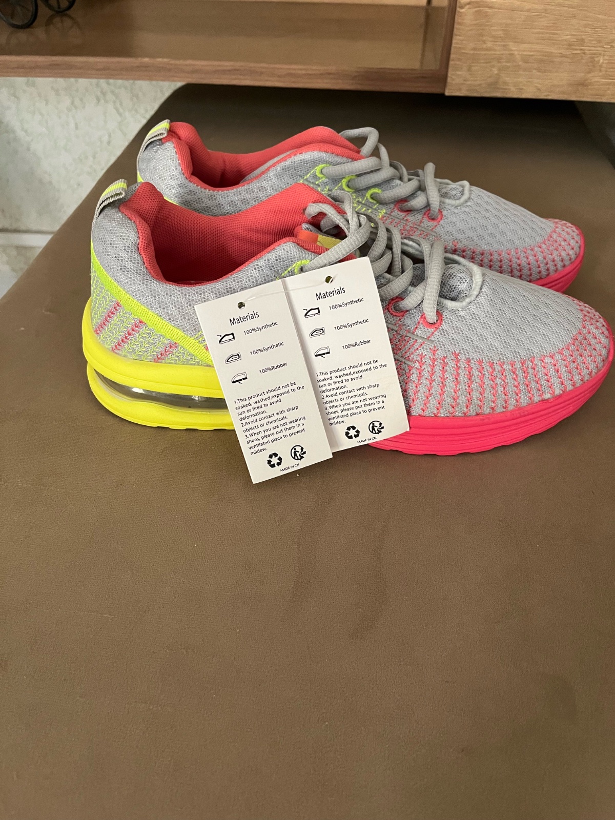 Baskets Hitmars femme – neuves