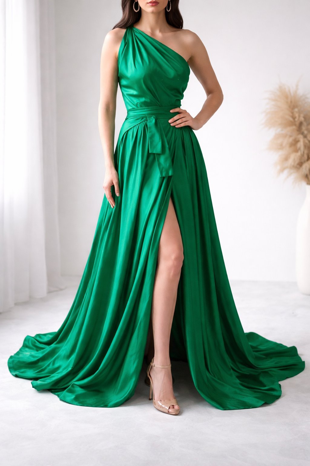 ROBE DE SOIRÉE VERT ÉMERAUDE – TAILLE 38 