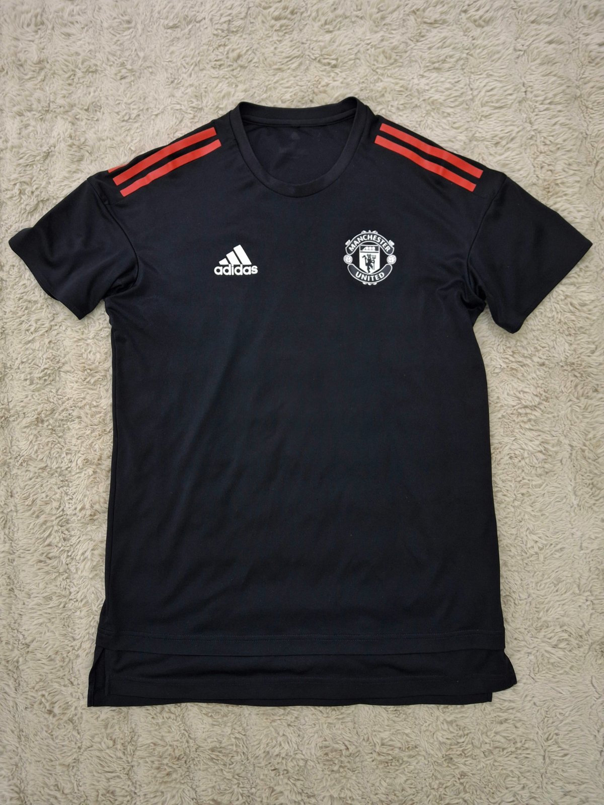 T-shirt adidas