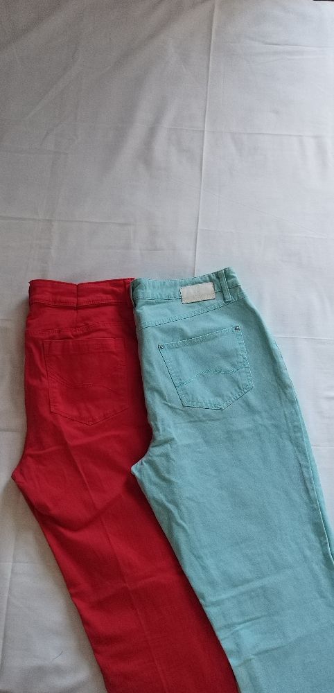 lot 2 jeans en bon état taille 44/46